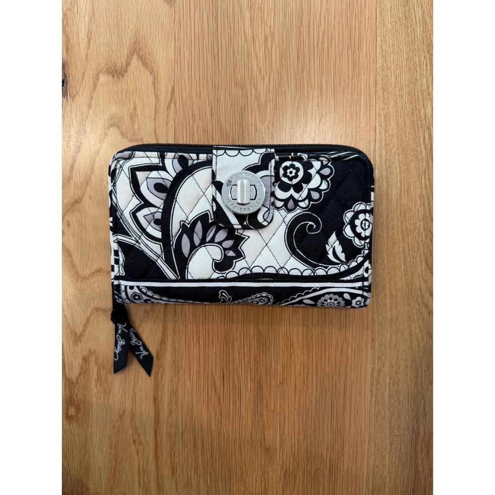 Vera Bradley Midnight Paisley Turnlock Wallet Spring 2015 Pattern - Retired